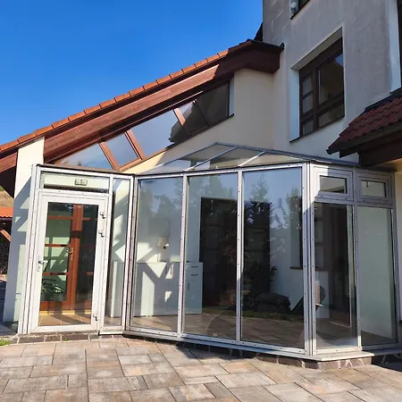 Sculpture Gallery Apartment, Vysne Ruzbachy, Garden, Garage